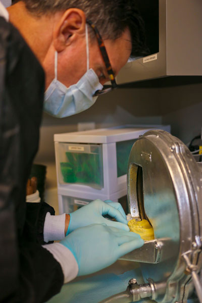 Dr. Jimmy Gardiner milling a tooth at Singing River Dentistry in Tuscumbia, AL.